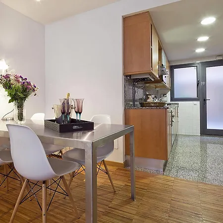 My Space Barcelona Park Gueell Apartments Exterior photo